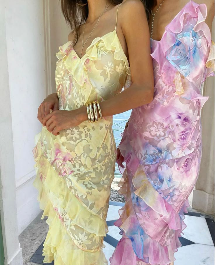 Saoirse | Charming Ruffle Dress