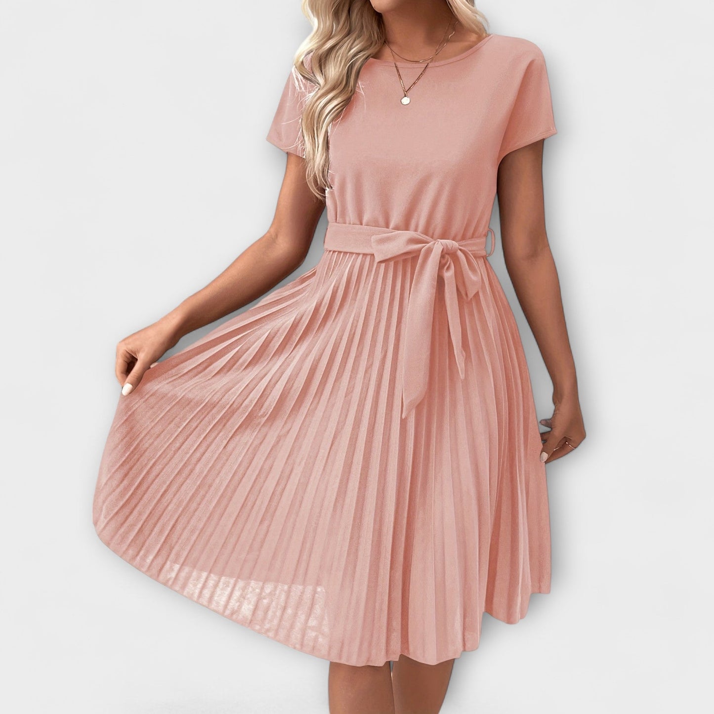 Amira - Elegant Maxi Dress