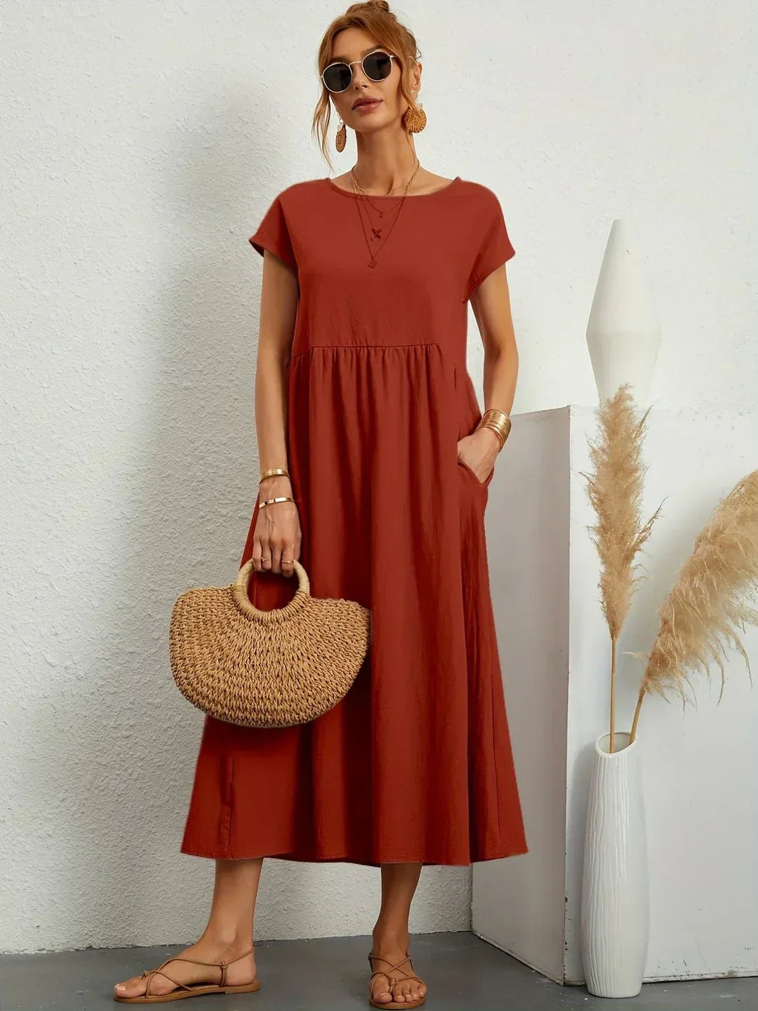 Lightweight Dress – With Practical Pockets
