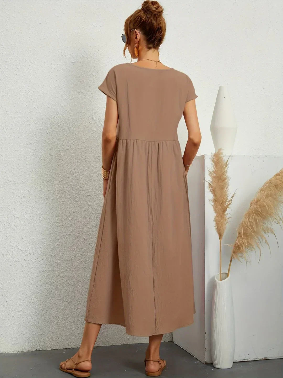 Lightweight Dress – With Practical Pockets
