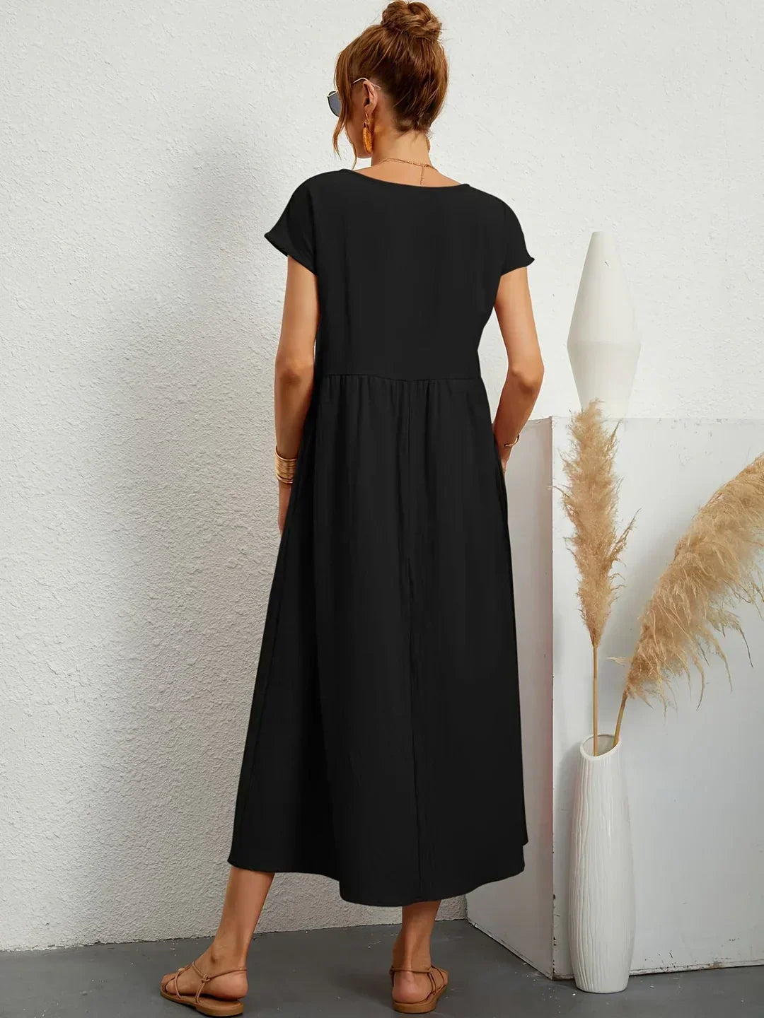 Lightweight Dress – With Practical Pockets
