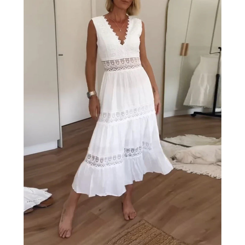Charlotte - Abito in pizzo artigianale con scollatura a V
