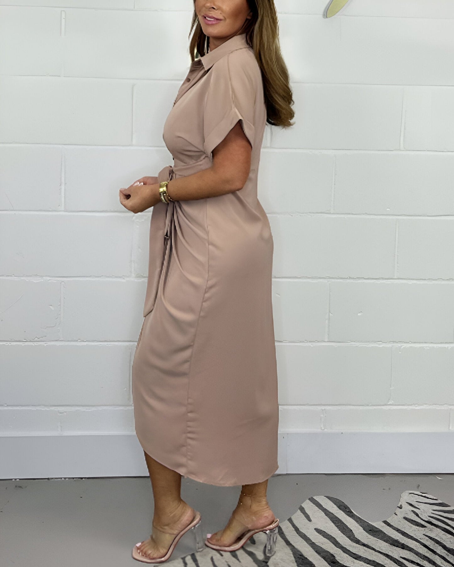 Eora™ | Pleated Midi Dress