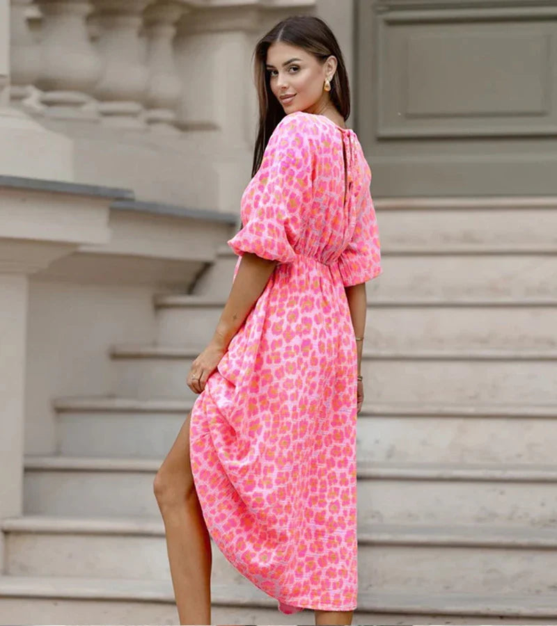 Sala | Elegant Yet Casual Long Dress with V-Neck