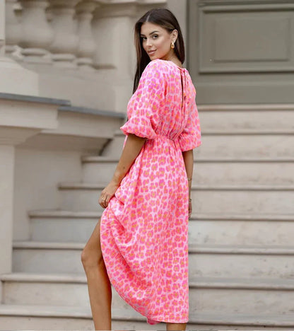 Sala | Elegant Yet Casual Long Dress with V-Neck