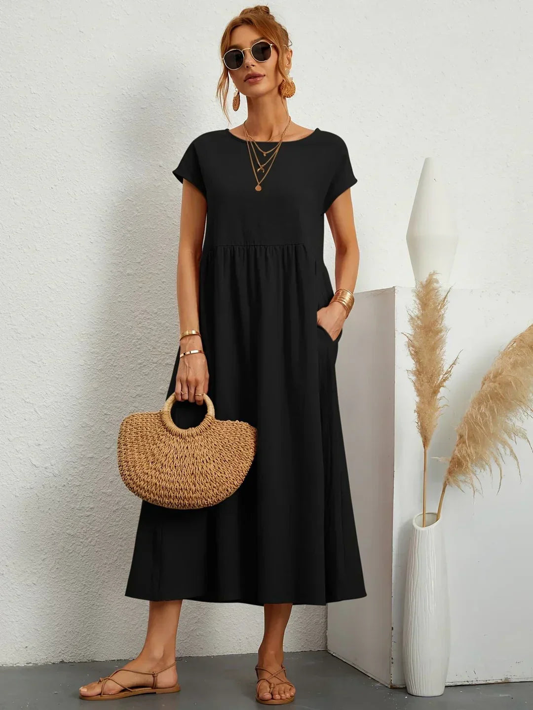 Lightweight Dress – With Practical Pockets
