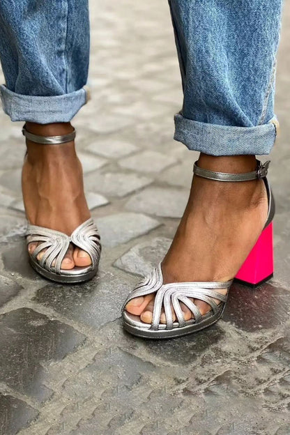 Naelle™ | Glossy Sandals with Block Heel and Elegant Buckle
